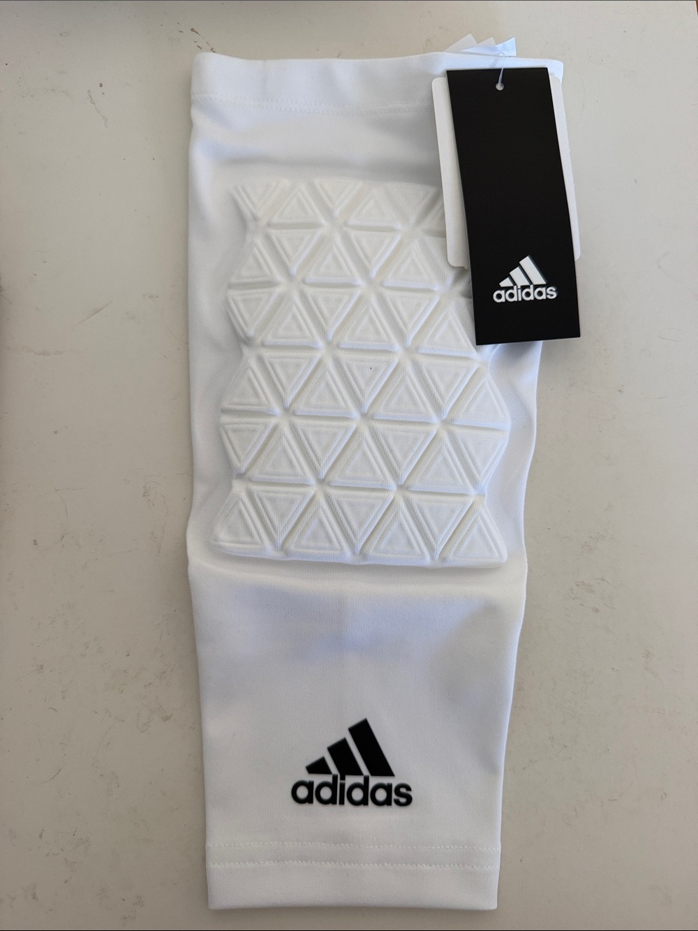 Addidas Padded Knee Sleeve Basketball Size M NWT White